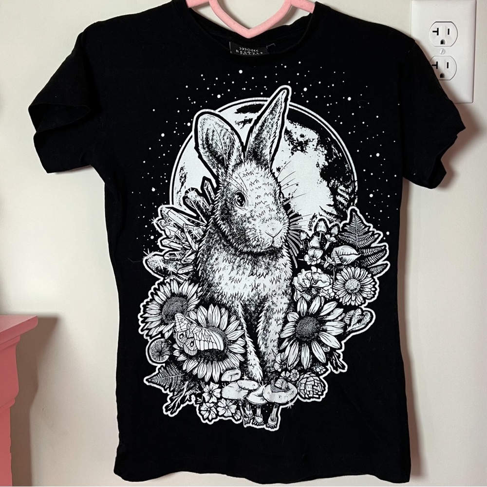 Sold🐰Restyle bunny rabbit mushroom shirt
